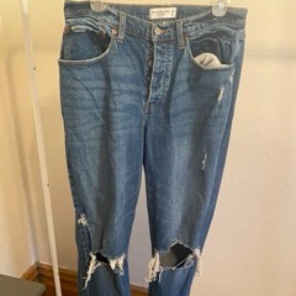 Abercrombie & Fitch Blue Distressed Jeans Size 10